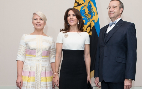 Фотоновость: Датская кронпринцесса Мэри встретилась с президентом Ильвесом и Эвелин Ильвес