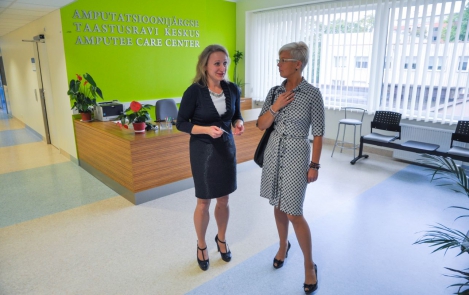 Эвелин Ильвес посетила реабилитационную клинику Ида-Таллиннской центральной больницы