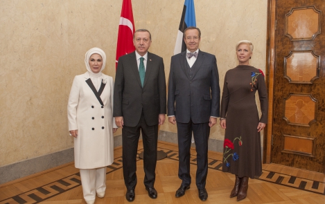 Eesti riigipea ja Evelin Ilves kohtusid Türgi presidendipaariga
