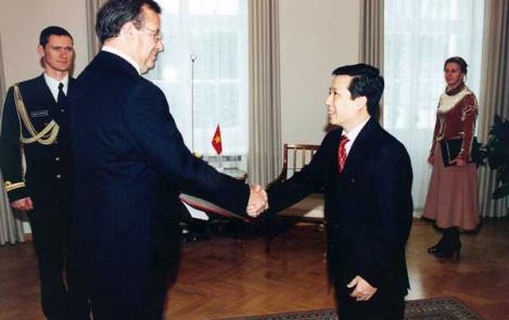 The President of the Republic received the Letters of Credence of the Ambassador of Vietnam