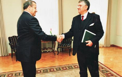 President of the Republic received the credentials of the Ambassador of Hungary