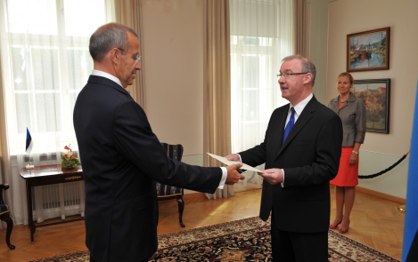 President of the Republic today accepts letters of credence of ambassadors of Vietnam and Ireland
