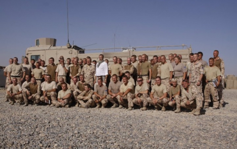 President Ilves meets Estonian troops serving in South Afghanistan
