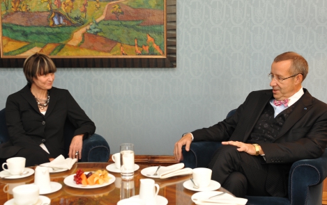 President Ilves kohtus Šveitsi välisminister Micheline Calmy-Rey’ga
