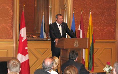 President Ilves tänas Kanadat aastatepikkuse abi ja toetuse eest