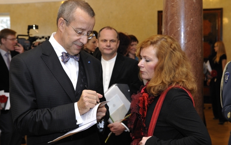 President Ilves: “It’s up to us to decide whether we speak our own language or another’s.”