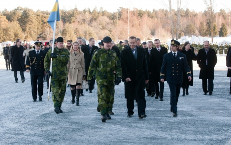 President Ilves külastas Euroopa Liidu Põhjala lahingugruppi