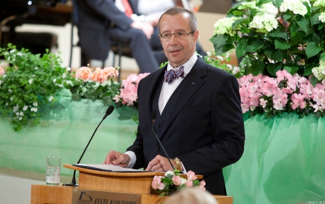 The President of the Republic of Estonia at the official Mother’s Day concert, Estonia Concert Hall, 8 May 2011