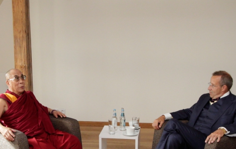 Президент Ильвес встретился с религиозным лидером Далай-ламой