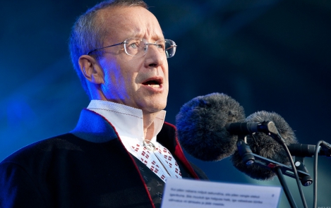 Vabariigi President Eesti iseseisvuse taastamise 20. aastapäevale pühendatud kontsertpidustusel Tallinna Lauluväljakul 20. augustil 2011
