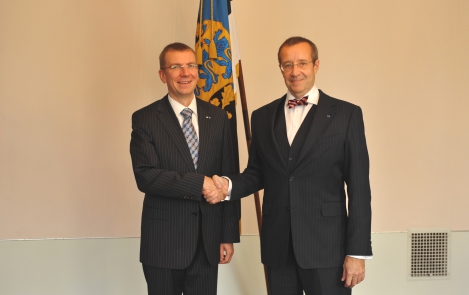 President Ilves kohtus Läti uue välisministriga