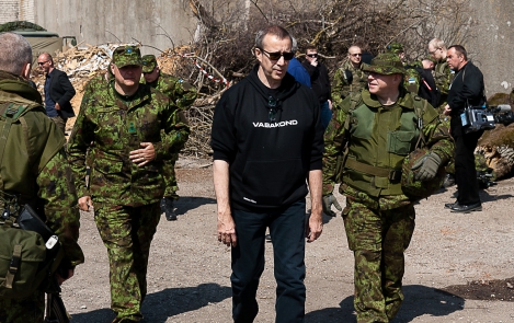 President Ilves at the “Kevadtorm” (Spring Storm) exercise: as always, conscripts have been good students and reservists confirm their willingness to defend, once again