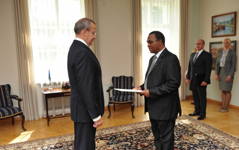 President Ilves accepted credentials from two ambassadors