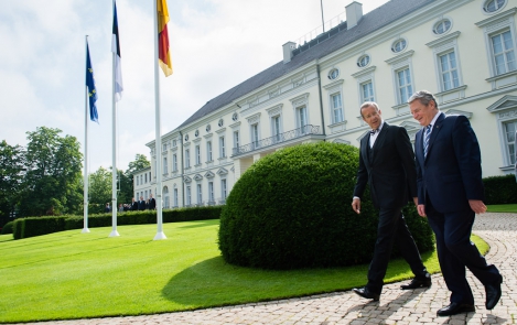 The Estonian Head of State to the President of Federal Republic of Germany: the euro area crisis has brought Estonia and Germany closer together, as two countries with responsible public finance