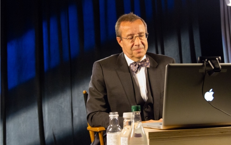 President Ilves in response to Estonia’s ranking in the results of the Internet Freedom survey: in Estonia, freedom of expression is seen as cyberspace human right
