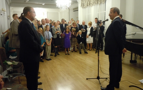 Piltuudis: Presidendipaar kohtus New Yorgi Eesti Majas kohaliku eestlaskonnaga