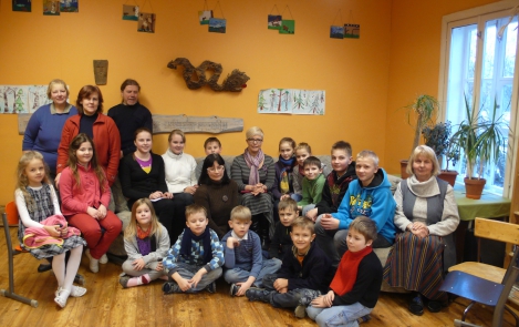 Evelin Ilves visits Metsküla Elementary School