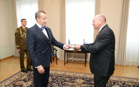 President Ilves accepted credentials from three ambassadors