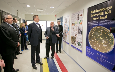 President Ilves studied innovative solutions at the Information Technology House of Tallinn University of Technology