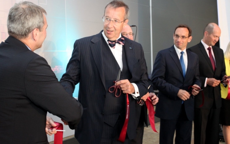 President Ilves avas Glassolutions Baltiklaas Mäo klaaspaketitehase laienduse