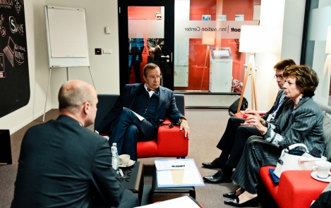 Piltuudis: President Ilves kohtus Euroopa Komisjoni digitaalarengu voliniku Neelie Kroesiga