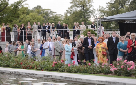 President Ilves iseseisvuse taastamise aastapäeval: Eesti edu on alati seisnenud uuesti alustamises