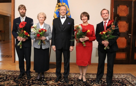 President Ilves awarded this year’s educational awards
