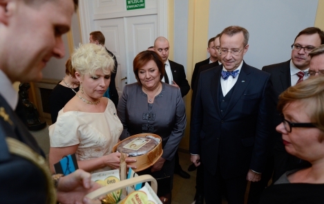 Toidukorv Poola presidendipaarile