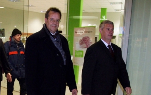 President Toomas Hendrik Ilves visited Ida-Viru county and met with County Governor Ago Silde.