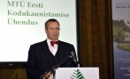 President Toomas Hendrik Ilves presented the prizes to the winners of the “Beautiful Estonian Home 2008” contest