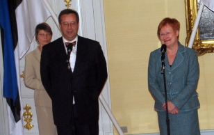 President Toomas Hendrik Ilves kohtus Helsingis Soome Vabariigi presidendi Tarja Haloneniga.