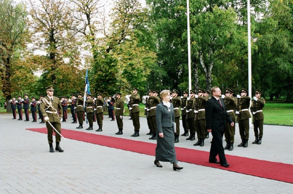 President Toomas Hendrik Ilves võttis Kadriorus vastu Leedu Vabariigi suursaadiku Juozas Bernatonise, kes esitas oma volikirja