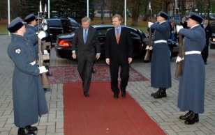 Встреча с генеральным секретарем НАТО Яапом де Хооп Шеффером 