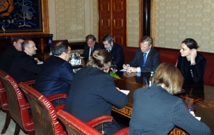 President Toomas Hendrik Ilves kohtus Kadriorus NATO peasekretäri Jaap de Hoop Scheffer'iga.