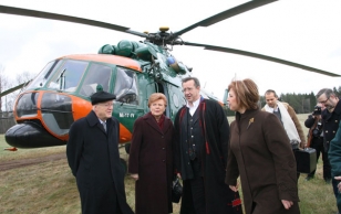 President Ilves entertained the Latvian Head of State at his farmstead