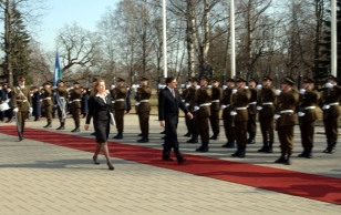 Horvaatia suursaadik Damir Kušen andis Vabariigi Presidendile üle oma volikirja.