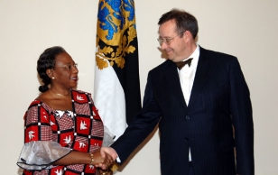 President Toomas Hendrik Ilves received Céline M. Yoda, the Ambassador of Burkina Faso