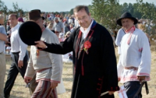President Toomas Hendrik Ilves osalemas Setu Kuningriigi päeval Võrumaal