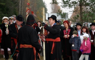 President Ilves opened border posts for Mulgimaa