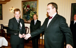 President Ilves kohtus Kadriorus Soome parlamendi esimehe Sauli Niinistöga.