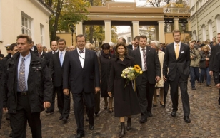 President Toomas Hendrik Ilves ja Rootsi kuninganna Silvia osalesid Tartu Ülikooli 375. aastapäeva pidustustel.