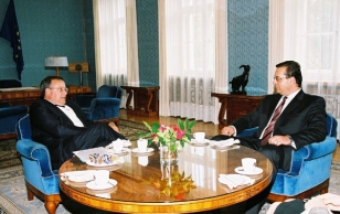 President Toomas Hendrik Ilves kohtus Kadriorus Moldova parlamendi esimehe Marian Lupuga.