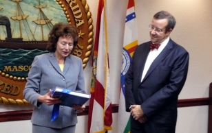 Working Visit to the United States 17.-23.04.2008. President Ilves met with Pam Iorio, Mayor of Tampa
