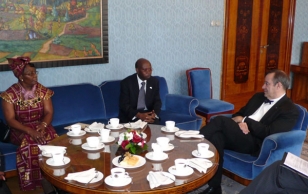 President Toomas Hendrik Ilves met with Angolan Ambassador Domingos Culolo, who presented his credentials