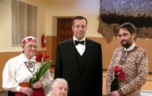 President Toomas Hendrik Ilves handed over the President's Folklore Prize. The laureates of the year 2007 are Anna Rinne, Maret Lehto and Jaan Malin