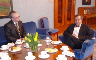 President Toomas Hendrik Ilves received Florent Çeliku, the Ambassador of Albania