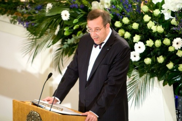 Президент Ильвес на торжественном концерте-собрании, посвященном 89-й годовщине заключения Тартуского мирного договора, в концертном зале «Эстония»