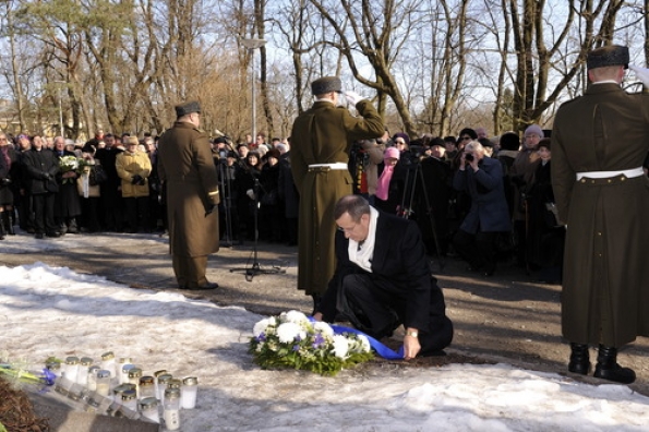 Memoration of the 60th anniversary of the March Deportation in Tallinn