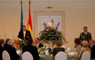State Visit of the King and Queen of Spain. Official Dinner in the Estonia Concerthall: President Ilves giving the speech