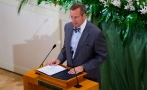 President Ilves speaking on Mothers' Day